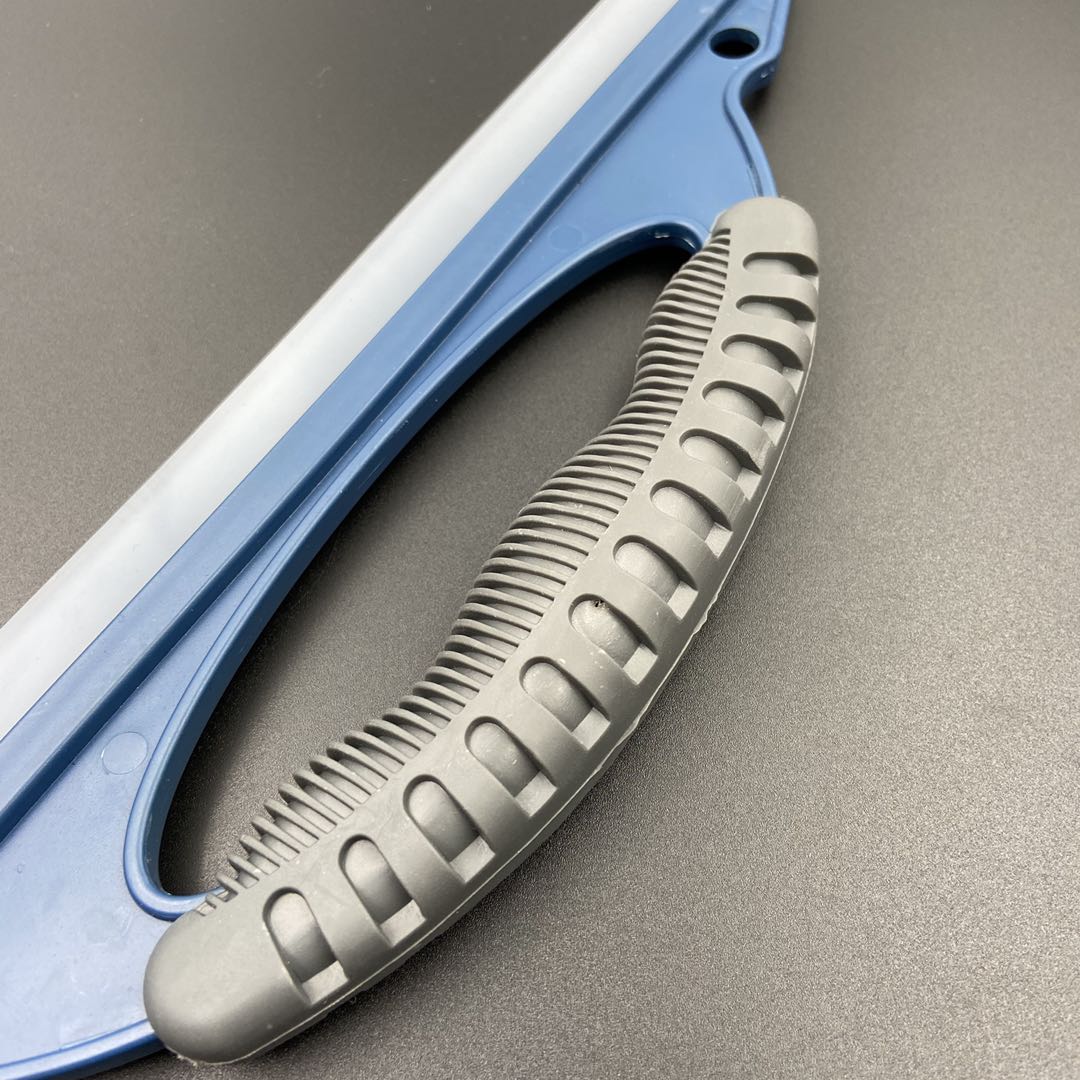 Rodo para Limpeza KTM 30cm com Borracha Macia – Alta Precisão e Delicadeza
