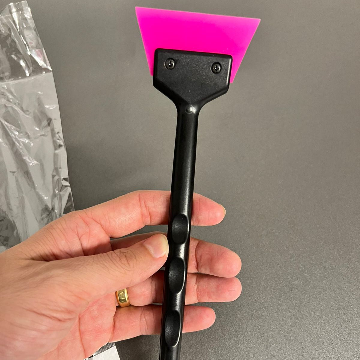 Mini Rodinho 20cm com Borracha Rosa – Aplicação em Vidros Pequenos e Detalhes