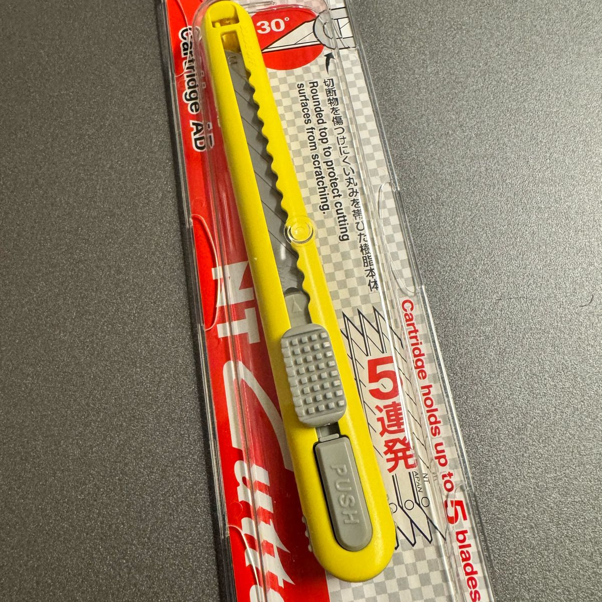 Estilete NT Cutter A553P – 9mm com deposito para 5 Lâminas (30°)