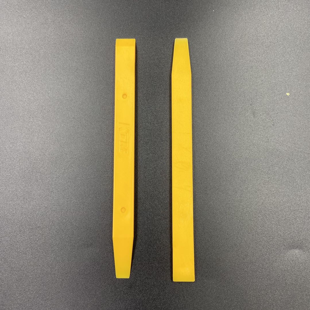 Espátula Palito Amarelo KTM – Acabamento Fino para Películas