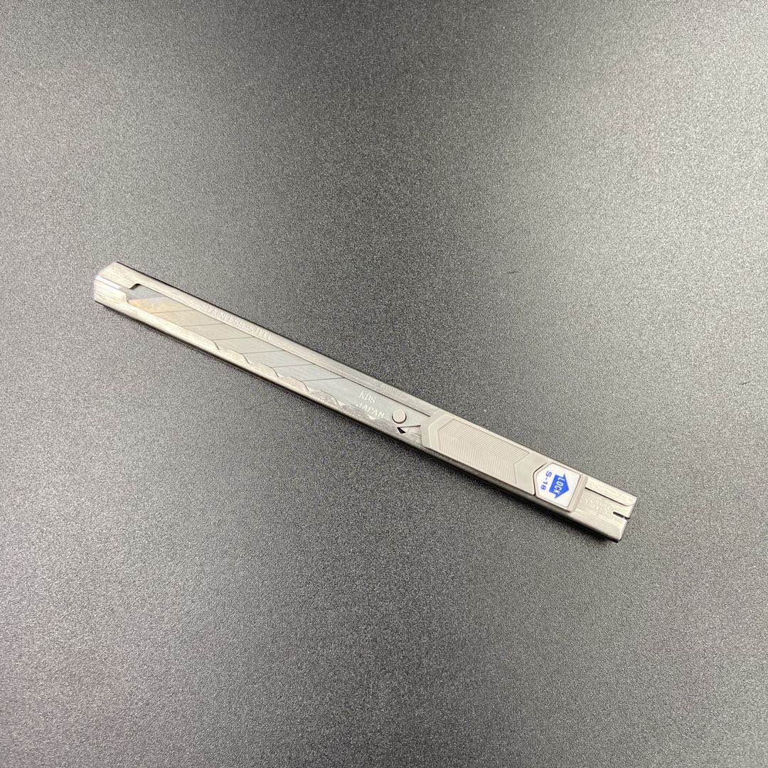 Estilete KDS Inox Slim 9mm 30° – 1 Lâmina Inclusa