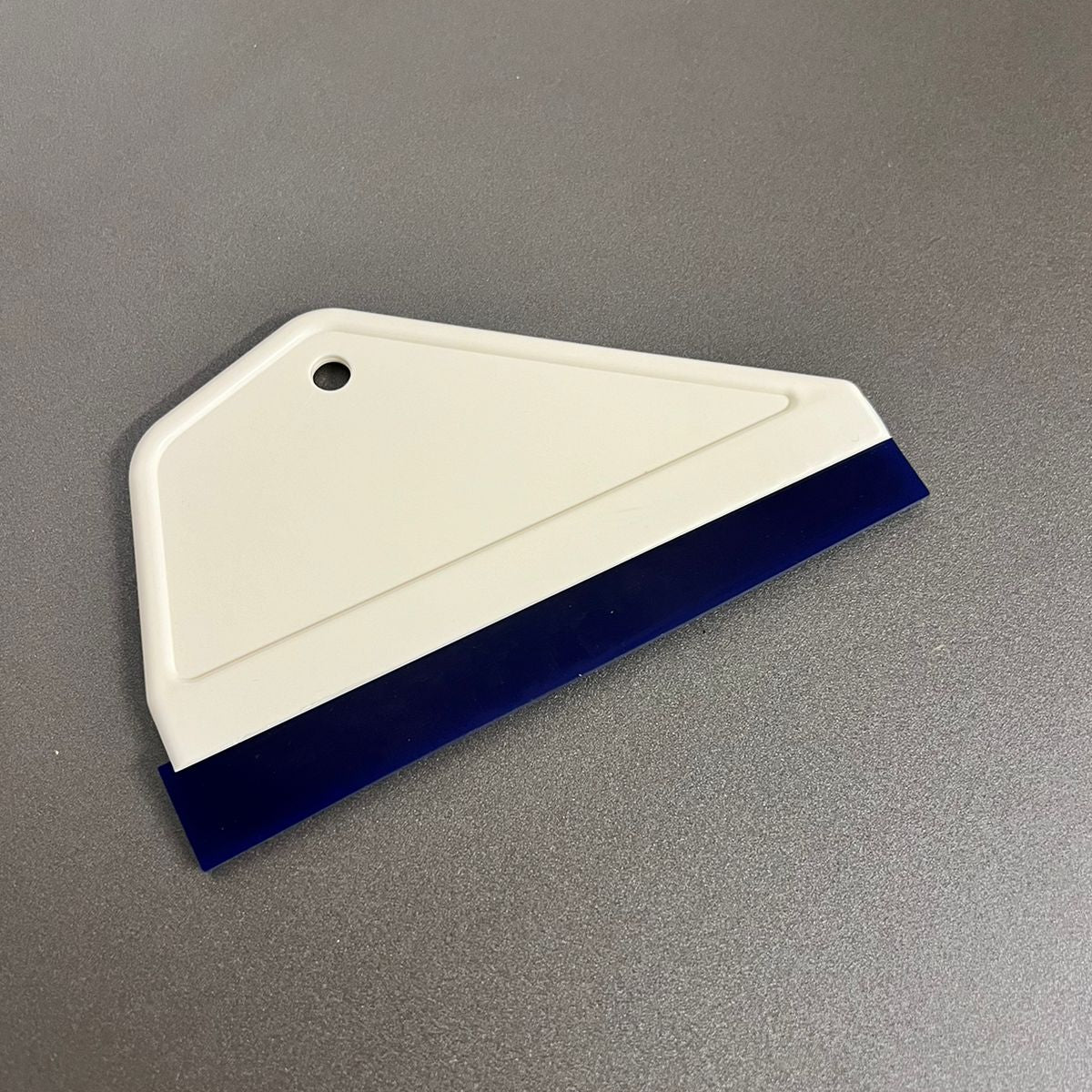 Rodo Trapézio Azul com Borracha de Média Rigidez – Limpeza Eficiente na Instalação de Películas