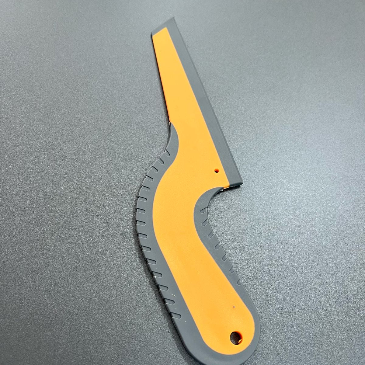 Rodo Spider Emborrachado Laranja – Flexível, Resistente e Sem Marcas (26x16 cm)