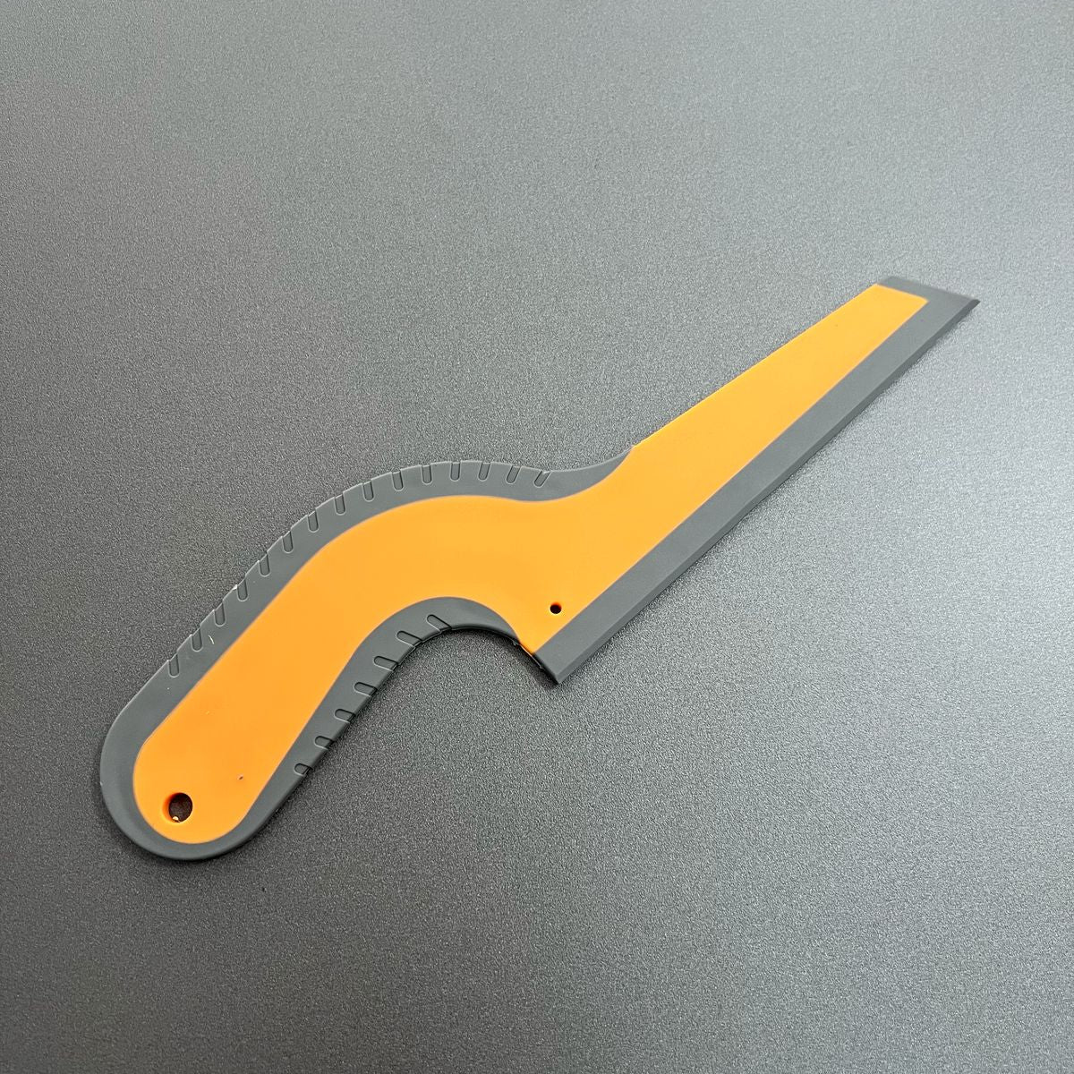 Rodo Spider Emborrachado Laranja – Flexível, Resistente e Sem Marcas (26x16 cm)